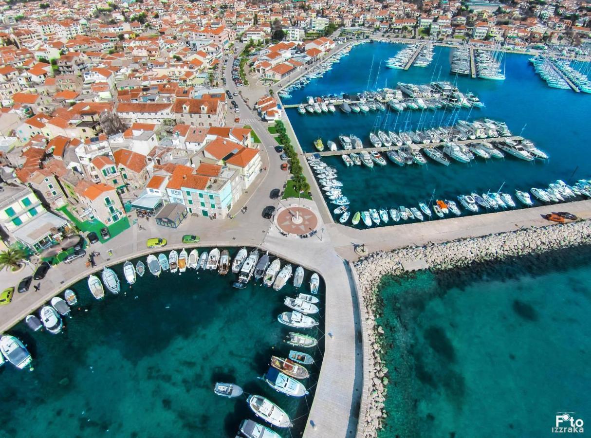 Apartmani Gabriella Vodice Kültér fotó