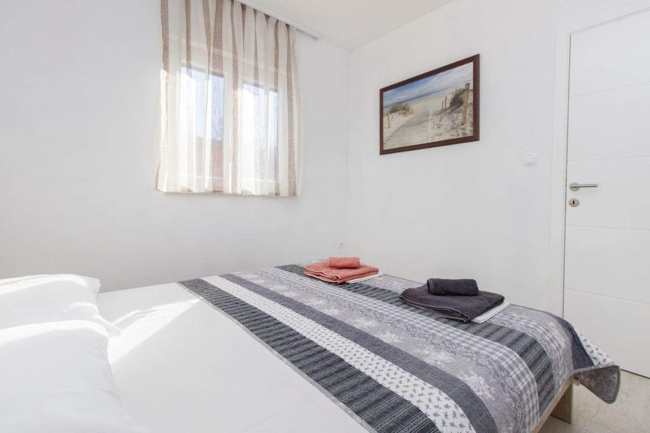 Apartmani Gabriella Vodice Szoba fotó