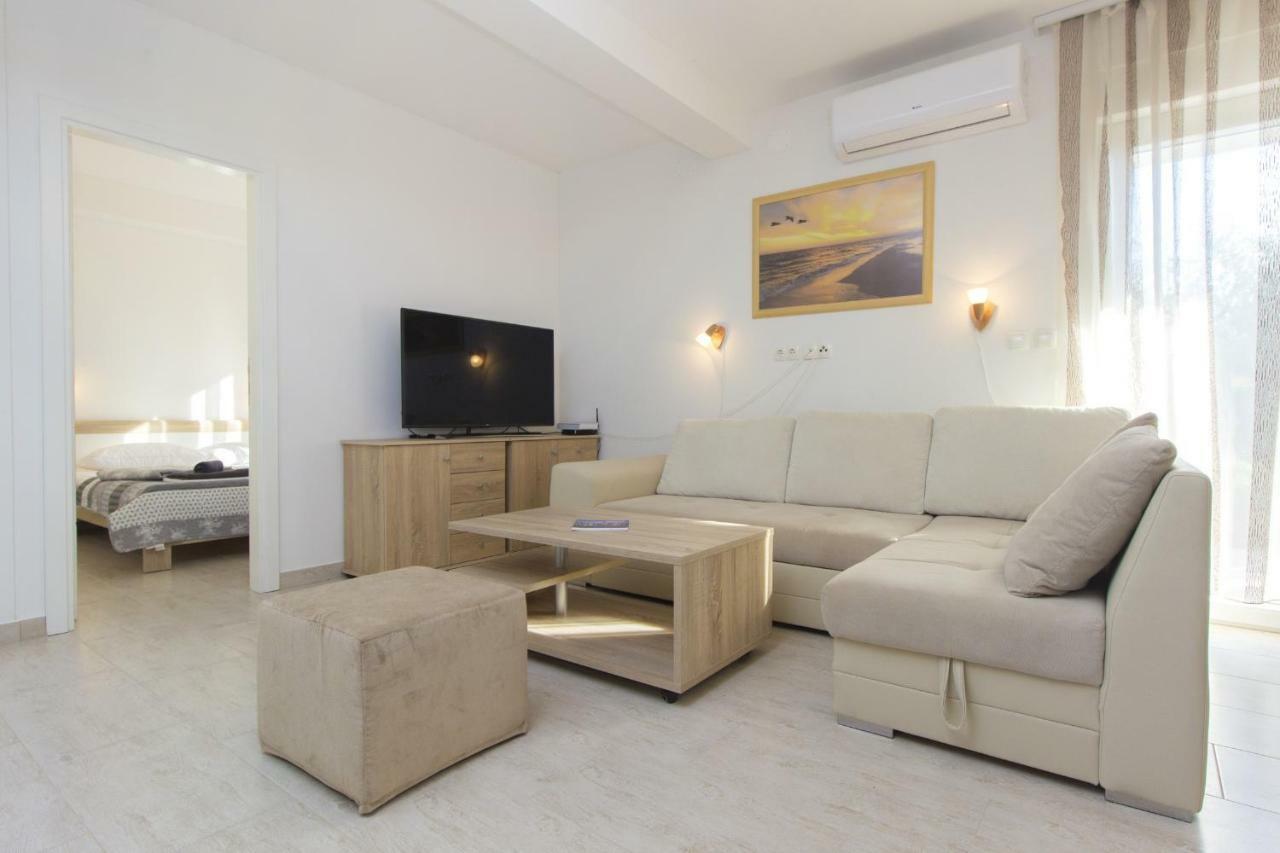 Apartmani Gabriella Vodice Kültér fotó